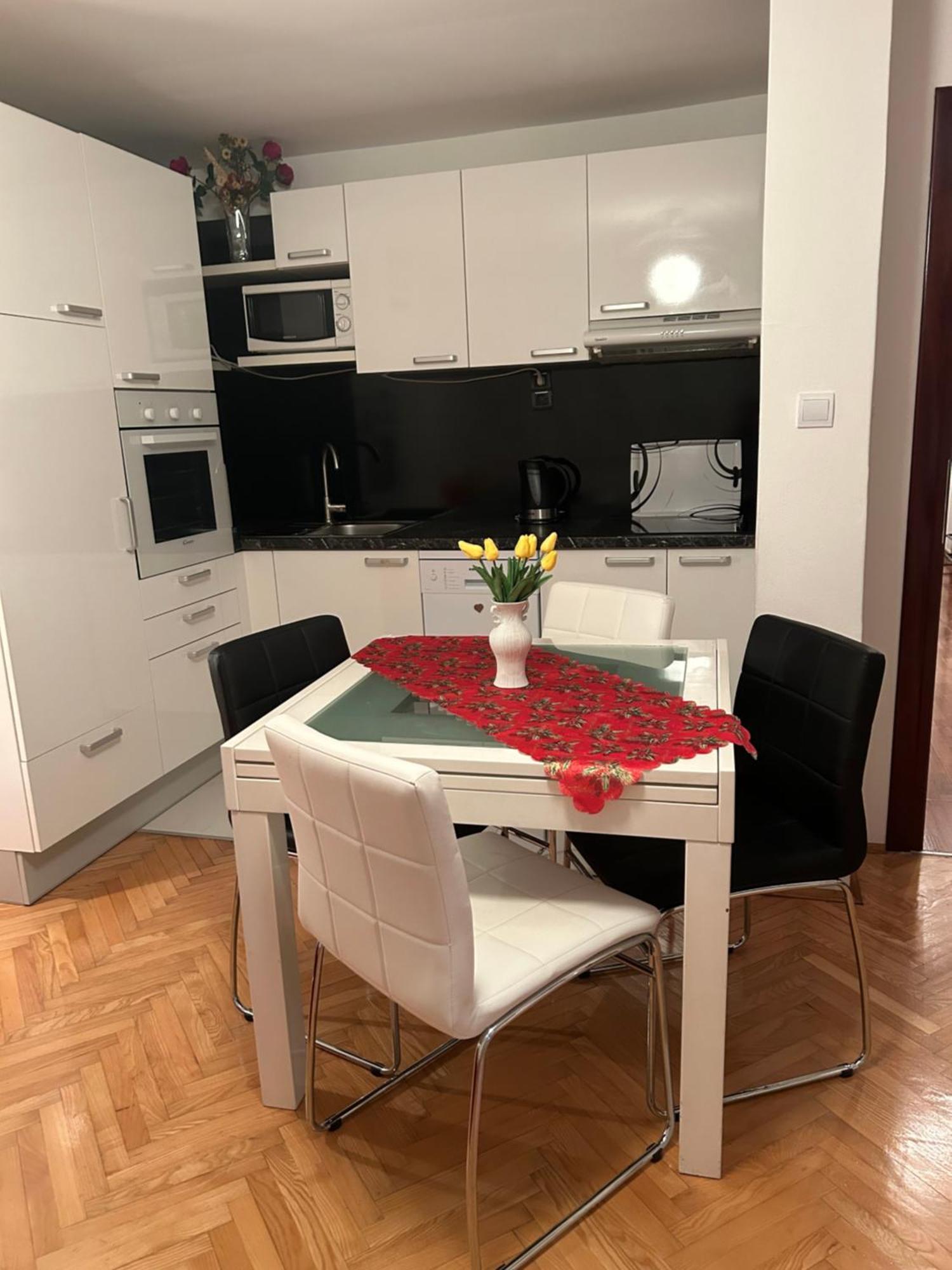 Apartment Tea 2 Split Eksteriør bilde